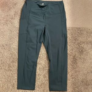 Dark Green Size Large 90 Degree Leggings